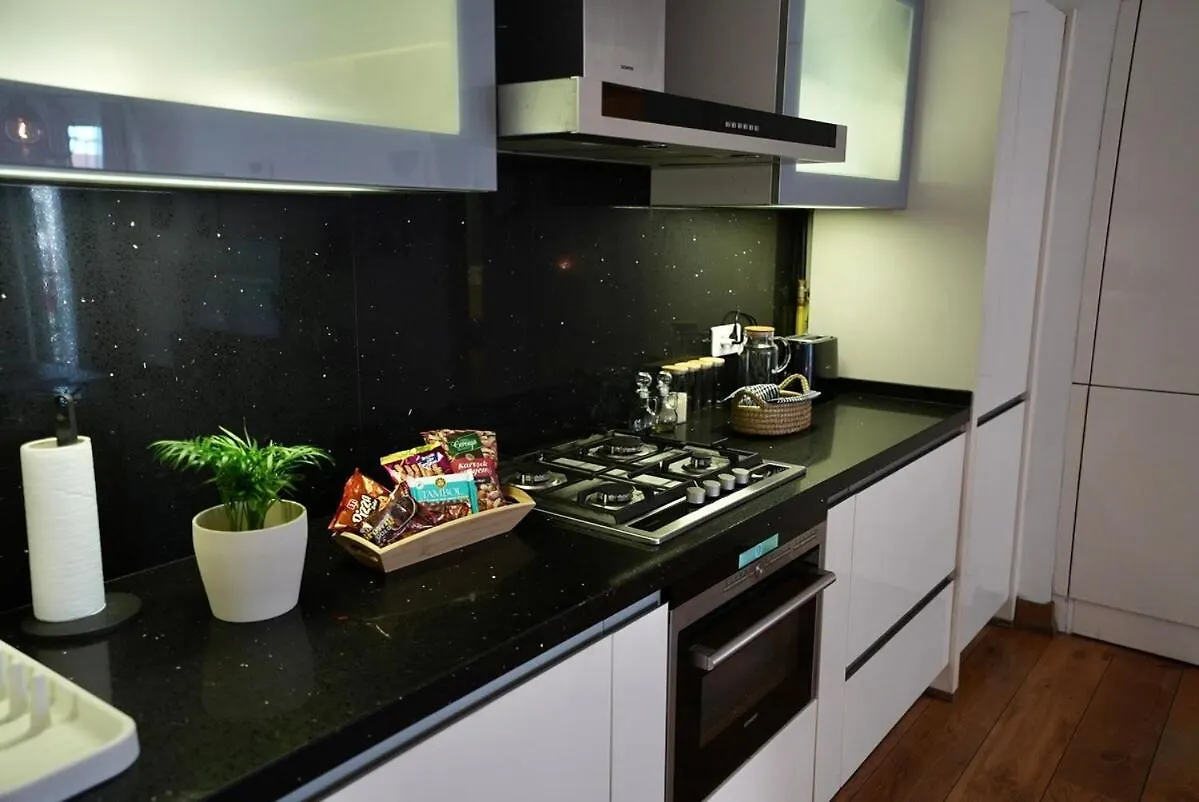 Apartment Prime Location Explore Istanbul On Foot!